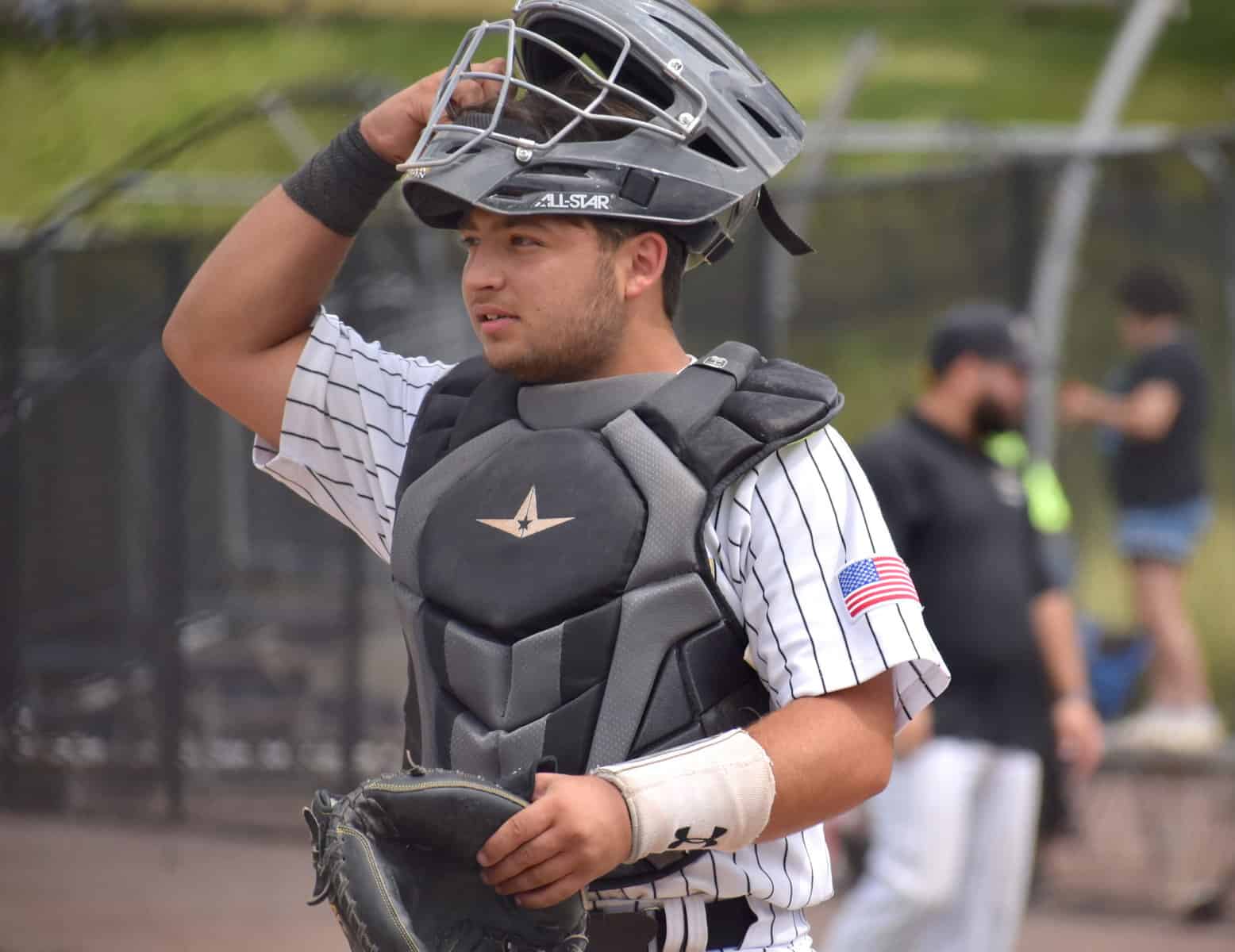 Neumann-Goretti’s Gallo shining on both sides of the plate