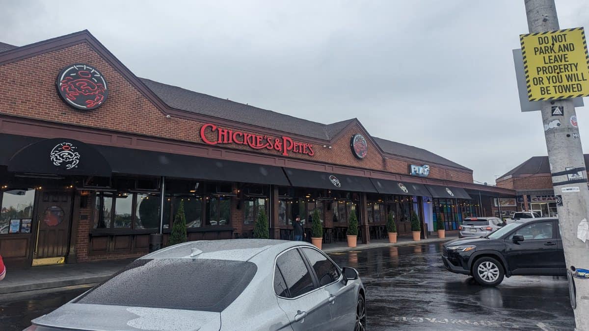 Five Arrested Following Violent Altercation at South Philly Chickie’s & Pete’s